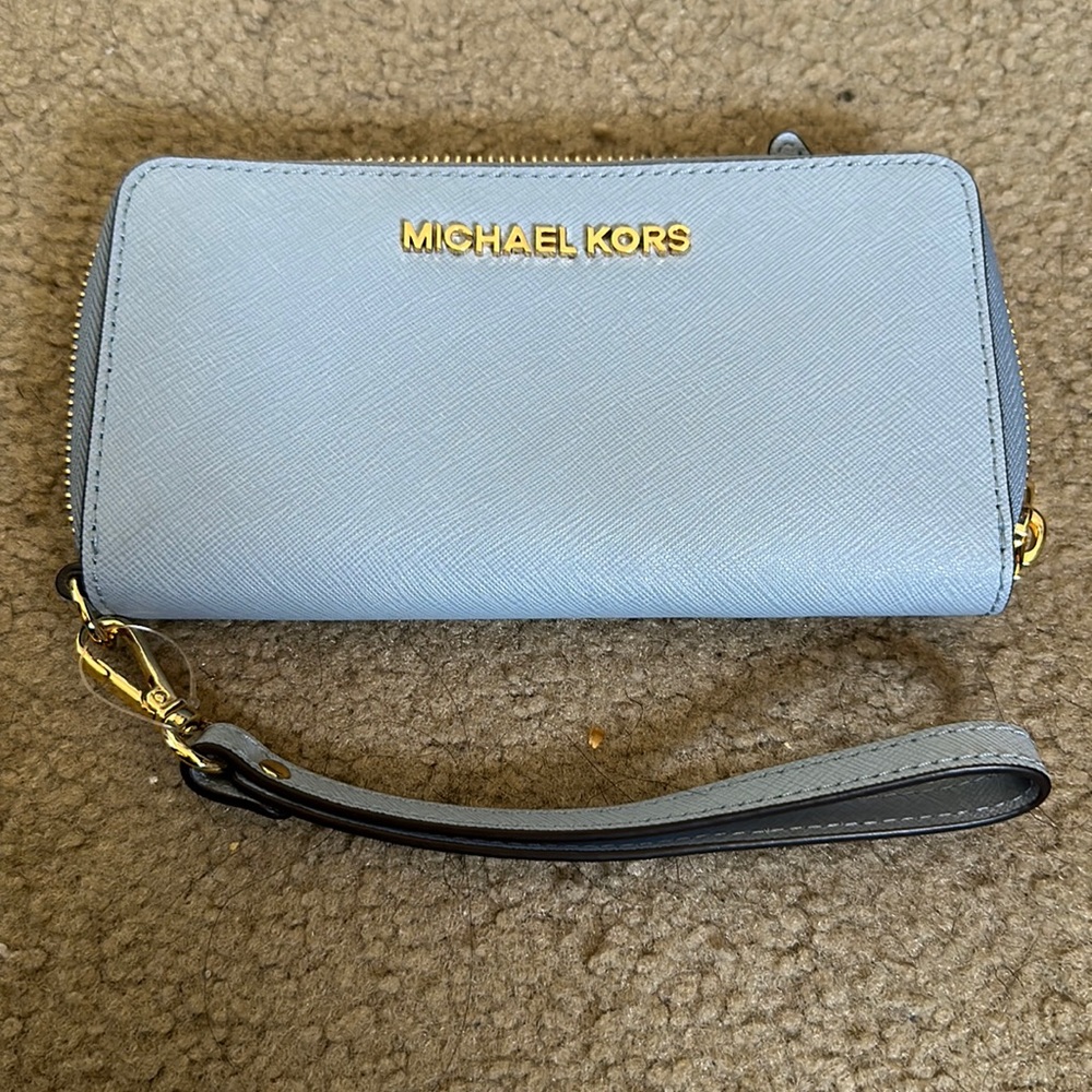 Michael Kors wristlet